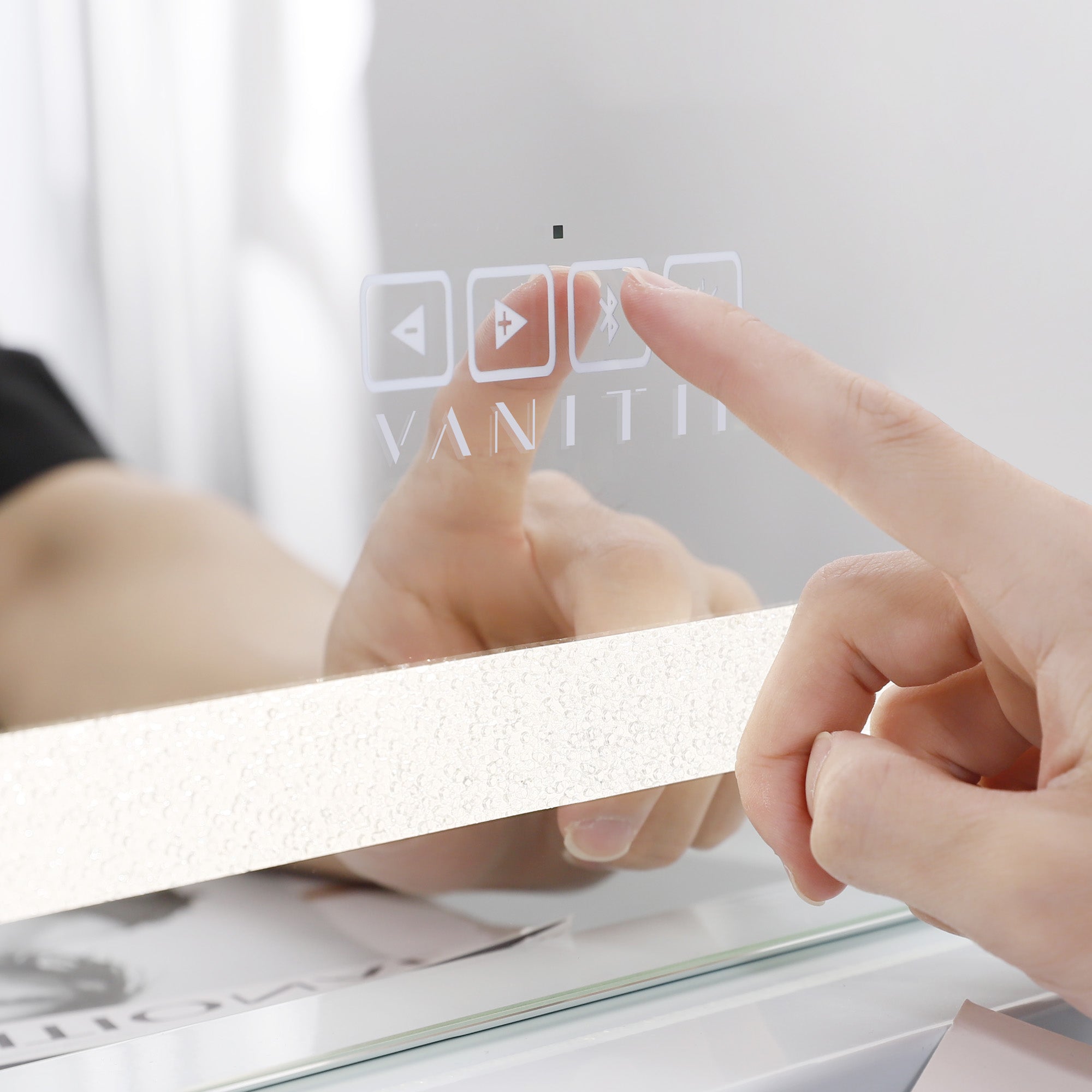 VANITII Luxury Crystal Vanity Music Mirror